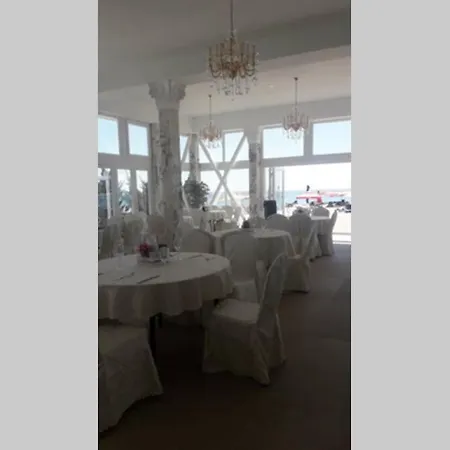 Apartment Taliana Beach Residence 아파트 엘레니테